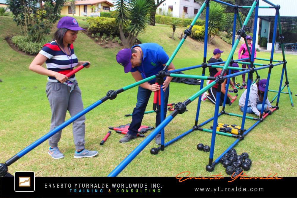 Jornada experiencial para mejorar coordinación y relaciones de trabajo