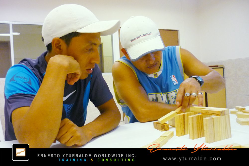 Taller experiencial para desarrollar confianza, colaboración y cohesión