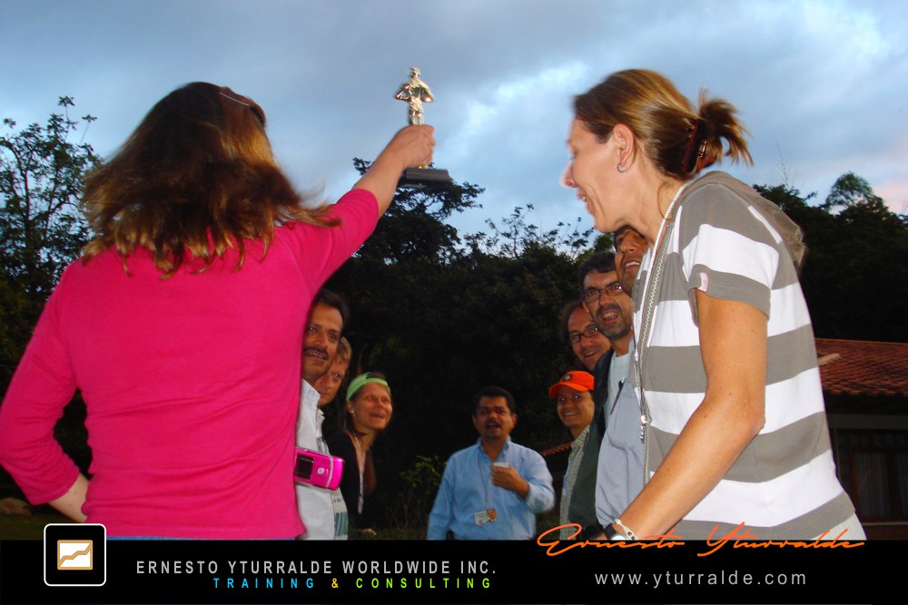 Experiencia corporativa de Team Building para fortalecer colaboración